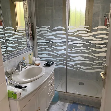 T2 Au Bord De Avec Parking, Terrasse Et Piscine Apartamento